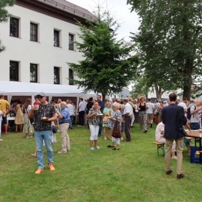 Foto z Odpustu, Festynu i Dziękczynienia za 35 lat posługi Franciszkanów w Dobrej grafika