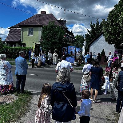 Relacja z procesji Bożego Ciała grafika