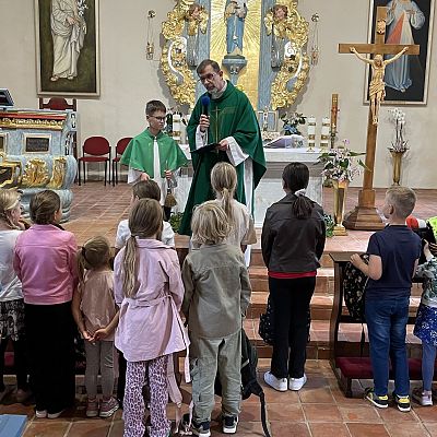 Modlitwa za dzieci i młodzież - nowy rok szkolny i katechetyczny grafika