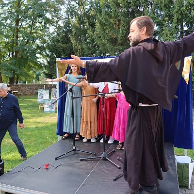 Błogosławieństwo zwierząt, konkurs muzyczny, poczęstunek dla dzieci i dorosłych grafika