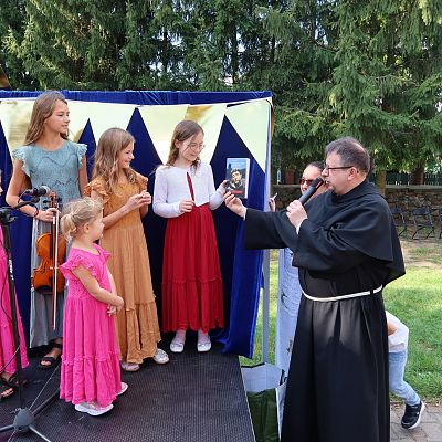 Błogosławieństwo zwierząt, konkurs muzyczny, poczęstunek dla dzieci i dorosłych grafika